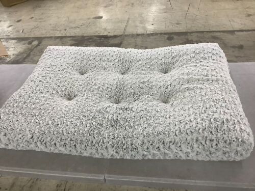 Dog Bed, 27" x 41" - Lot 260