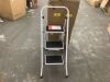 3-Step Portable Folding Step Ladder w/ Non-Slip Feet, 330lb Capacity - Thumbnail 2