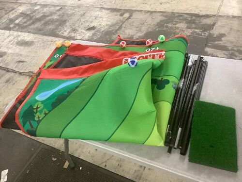 Golf Chipping Game Set, 6-Angle Adjustable Practice Mat with Sticky Balls - Lot 590