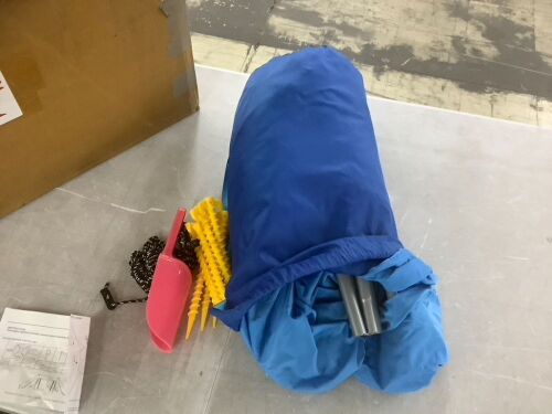 Beach Canopy - Lot 686