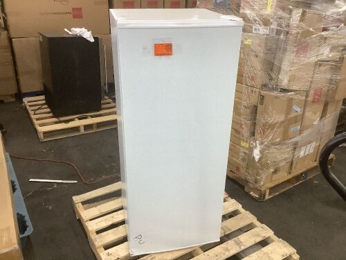 21.85 in. 5.9 cu. ft. Manual Defrost Upright Freezer with Adjustable Temperature Controls and Garage Ready - Lot 55JF
