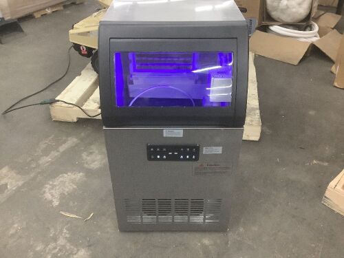 17 in. 100 lb. / 24H Full Ice Sizes Built-In/Freestanding Commercial Ice Maker in Stainless Steel, Auto-cleaning, Shutoff - Lot 74JF