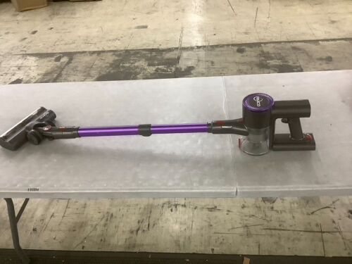 Cordless Stick Vacuum Cleaner - Lot 372