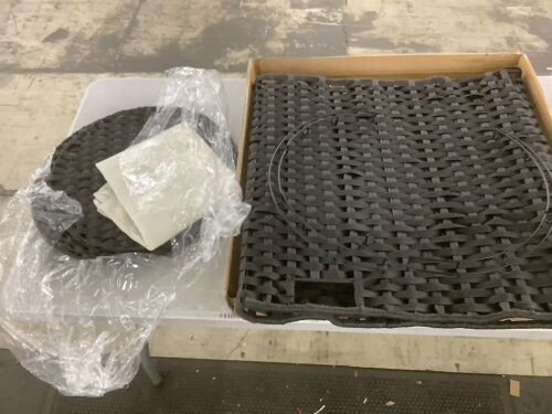 Round Laundry Hamper - Lot 273