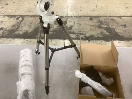 Gskyer Telescope 600x90mm AZ Astronomical Refractor Telescope - Unknown if Complete - Lot 144