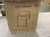 9.4 in. 30 lb. Crescent Ice Portable Countertop Ice Maker in Silver with 3-Ice Sizes, Clean Cycle, Ice Scoop - Thumbnail 2