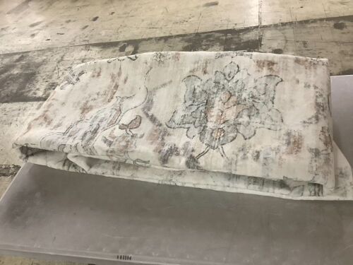 Area Rug, 8 x 10 - Lot 244