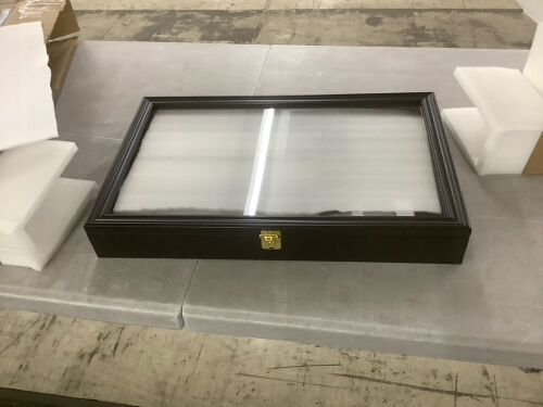 Black Display Case - Lot 644