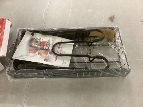 Adjustable Pot & Pan Organizer - Lot 679