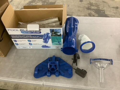 POOL BLASTER Catfish Ultra Rechargeable Pool Vacuum - Lot 575