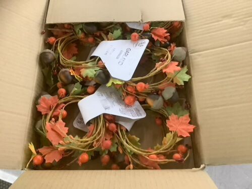 Case of 5.5' Fall Berry and Nut Garlands, 14 packs of 6 - Lot 466