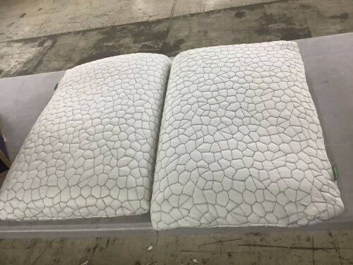 Shredded Memory Foam Cooling Pillows, 2 Pack - Lot 671