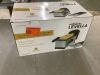 Premium LEVELLA 3.2 Qt. Stainless Steel Deep Fryer with Fry Basket - Thumbnail 2