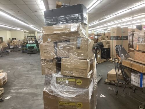 Salvage Pallet. Items Will Be Damaged and Incomplete. - Lot 232