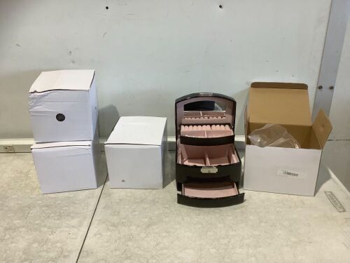 Lot of (4) Small Jewelry Boxes, 4.5" x 6" - Lot 191