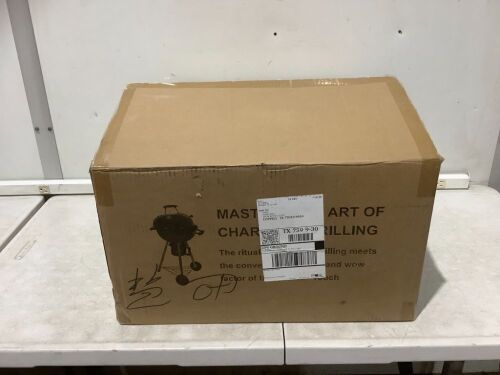 Charcoal Grill  - Lot 522