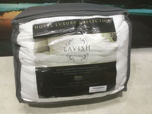 Hotel Luxury Collection Hypoallergenic Down Alternative Comforter, Queen - Lot 572
