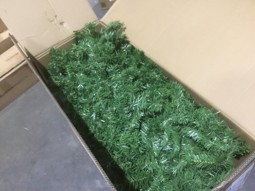 Pre-Lit Artificial Fir Christmas Wreath w/ LED Lights, Plug-In, PVC Tips - 60in - Lot 764