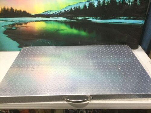 Flybold 36" Grill Cover  - Lot 804