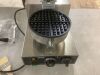 VEVOR 1100 W Commercial Round Waffle Maker - Missing Handle - Thumbnail 2