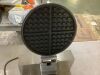 VEVOR 1100 W Commercial Round Waffle Maker - Missing Handle - Thumbnail 3