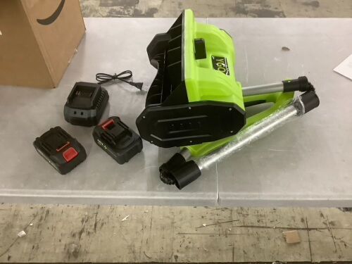 13" Cordless Electric Snow Shovel - Lot 398