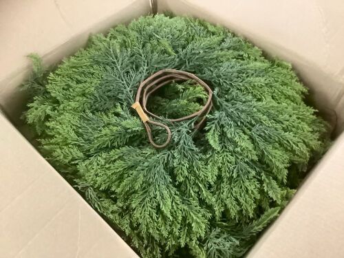 6 Ft Cedar Christmas Garland, 2 Pack - Lot 787