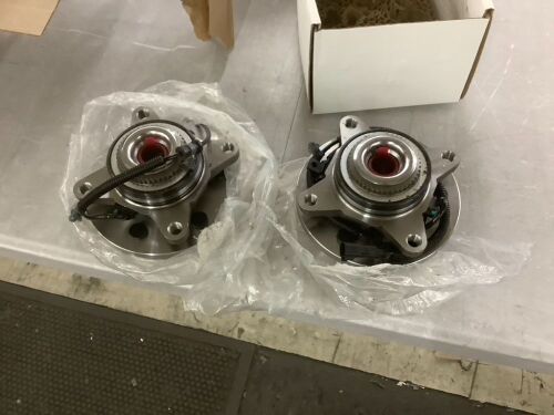 Front Wheel Hub Bearing Assembly Compatible with 4WD 4x4 2006-2008 Lincoln Mark LT, 2004-2008 Ford F150 - Lot 476