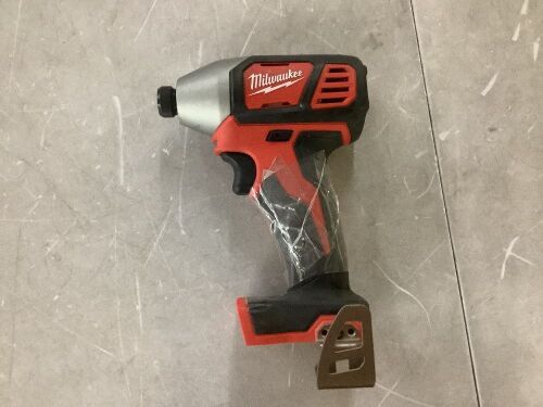 Milwaukee M18 1/4" Hex Impact Driver - Lot 869JF