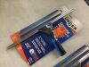 Lot of (2) Unger 18 in. EZ Change Squeegee with 12 in. Interchangeable Blade - Thumbnail 2