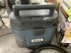 Shark MessMaster Portable 1 Gal. 7-Peak HP Corded Wet/Dry Vacuum with Self-Rinsing and AnyBag Technology in Navy - Thumbnail 2