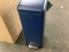 happimess Betty Retro 8-Gal. Step-Open Trash Can, Denim Blue - Thumbnail 3