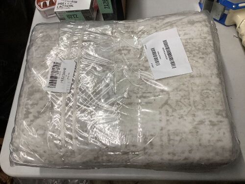 Large Indoor Area Rug - Lot 7182