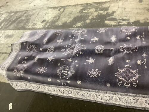 5 x 7 Floor Mat - Lot 475