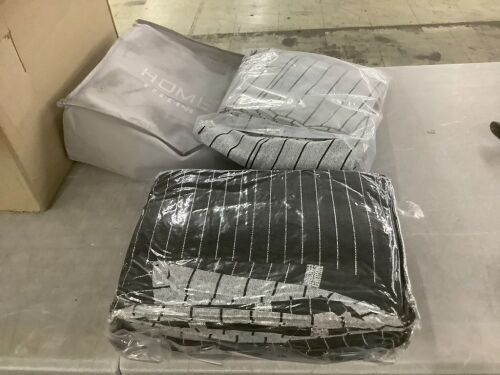 Beedding Set, Unknown Size - Lot 680