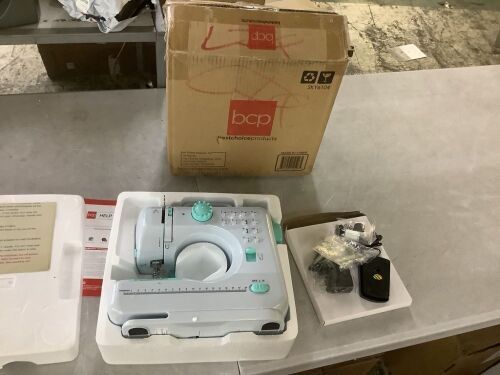 6V Portable Foot Pedal Sewing Machine w/ 12 Stitch Patterns - Lot 724