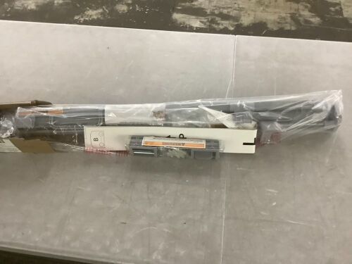 Retractable Baby Gate - Lot 748