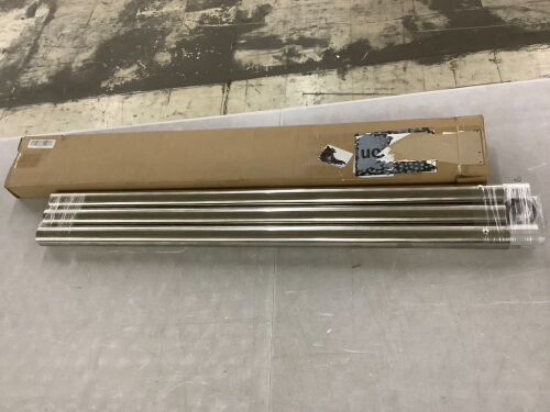 118" Stainless Metal Crossbar for Studio Backdrop Wall Mount System - Lot 775