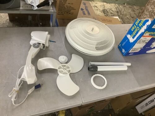 Lasko 16 in. 3 Speed Oscillating Pedestal Fan with Adjustable Height, Auto Off Timer in White - Missing Remote - Lot 829JF