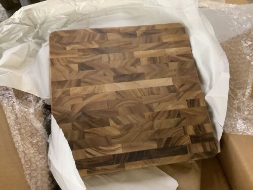 Ironwood Square End Grain Chef's Board 14" x 14" x 1.25" - Lot 852JF