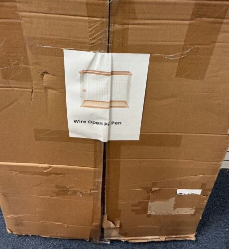 Wire Open Pet Pen - Lot 131