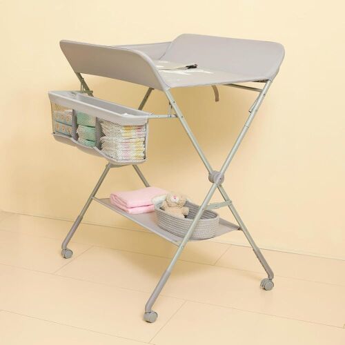 KARAOK Baby Changing Table with Wheels - Lot 465