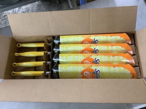 Swiffer Super Extendable Dusting Kit with Heavy Duty Refills, 4 Pack - Lot 530JF