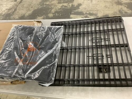 Wire Pet Crate - Lot 577
