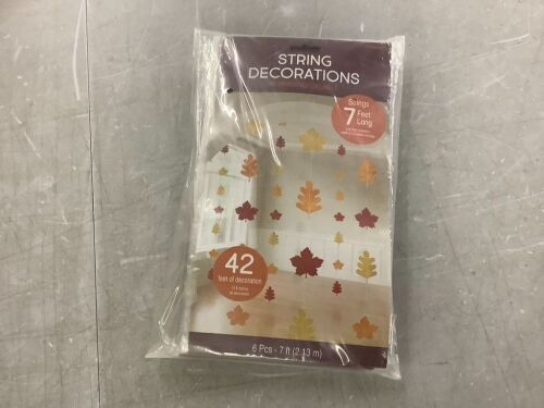 Lot of (3) Packs Leaf Foil String Decorations 7' Strings, 6pc - Lot 643