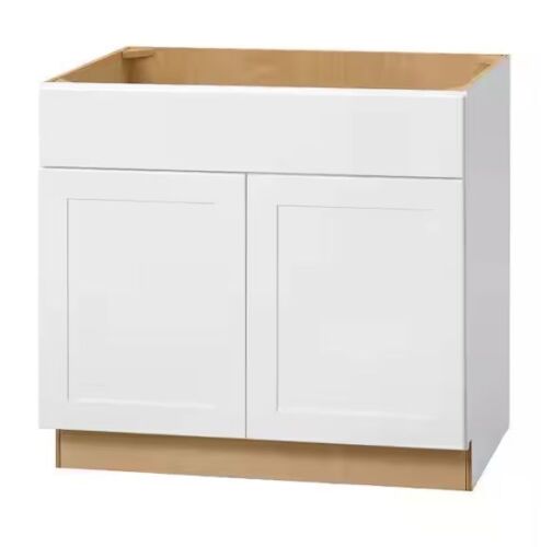 Hampton Bay Avondale 36 in. W x 24 in. D x 34.5 in. H Ready to Assemble Plywood Shaker Sink Base Kitchen Cabinet in Alpine White - Lot 83JF