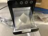 COWSAR 6.69 in. 27 lb. Portable Adjustable Ice Maker with Basket and Scoop - Thumbnail 4
