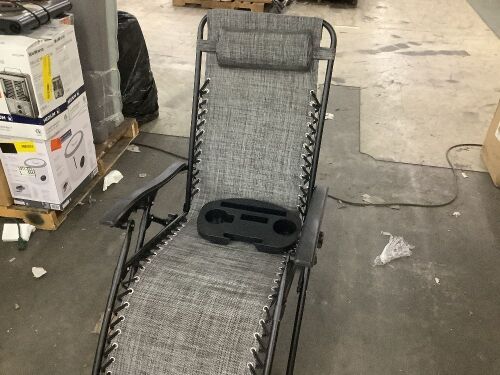 Adjustable Zero Gravity Patio Chair Recliner w/ Cup Holder - Lot 316