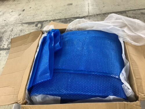 Bigxwell Solar Pool Cover, Unknown Size - Lot 140