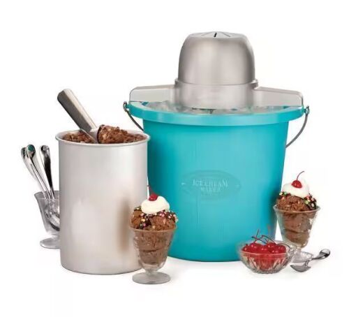 Nostalgia 4 Qt. Electric Ice Cream Maker with Easy-Carry Handle - Lot 880JF